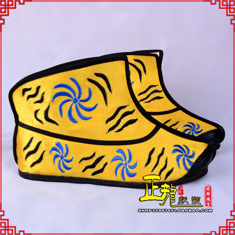 日照.美猴王靴子虎纹靴金黄快靴 猴鞋