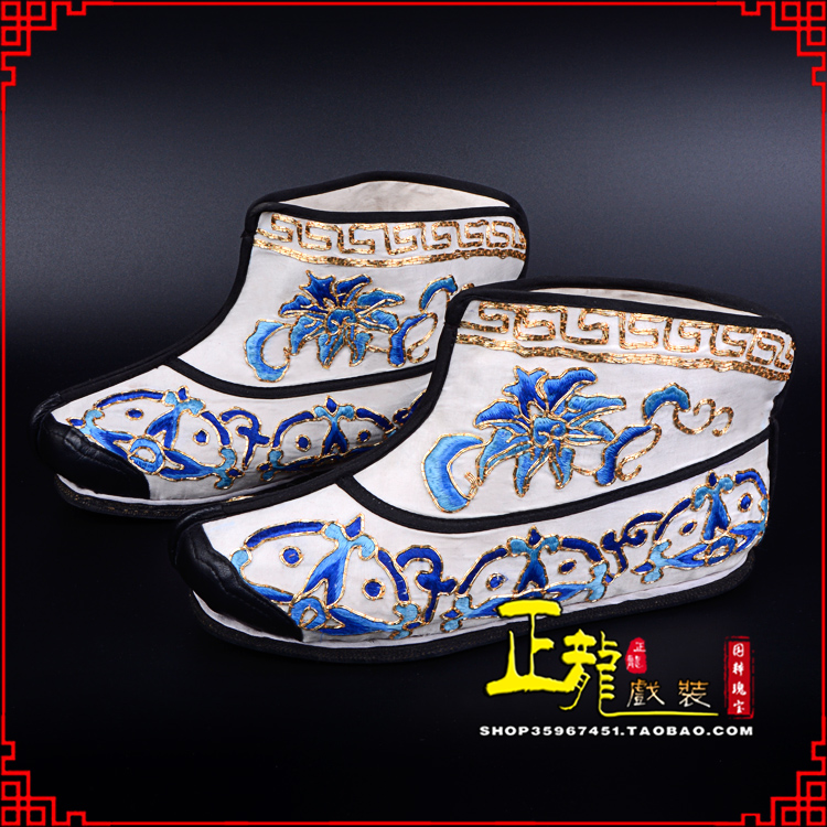 日照三岔口武生薄底 手绣绣花快靴